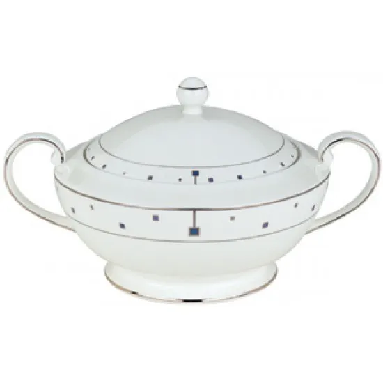 Elia Virtu Soup Tureen / Covered Vegetable Dish