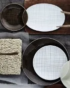 Mesh Line Walnut